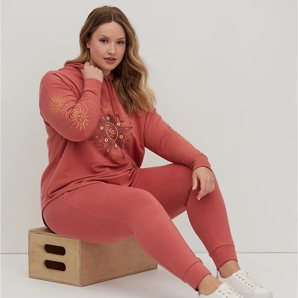 Torrid  Classic Fit Jogger Super Soft Fleece Mid-Rise Pant 2X